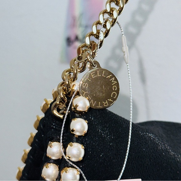 Stella McCartney: Pearl Shimmer Vegan Leather Falabella Crossbody Clutch Bag - Picture 6 of 16